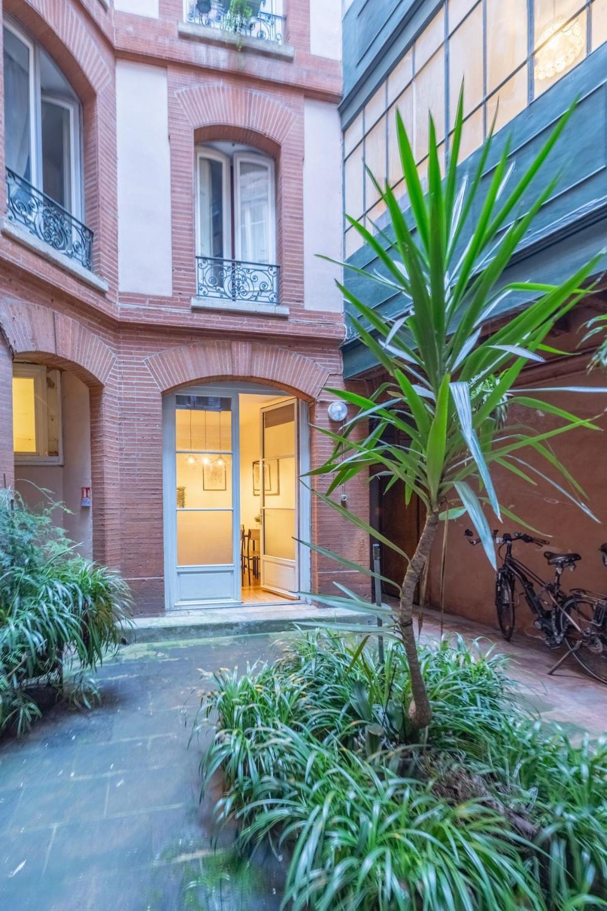 Charming City-Center Flat With Terrace Apartment Toulouse Exterior photo