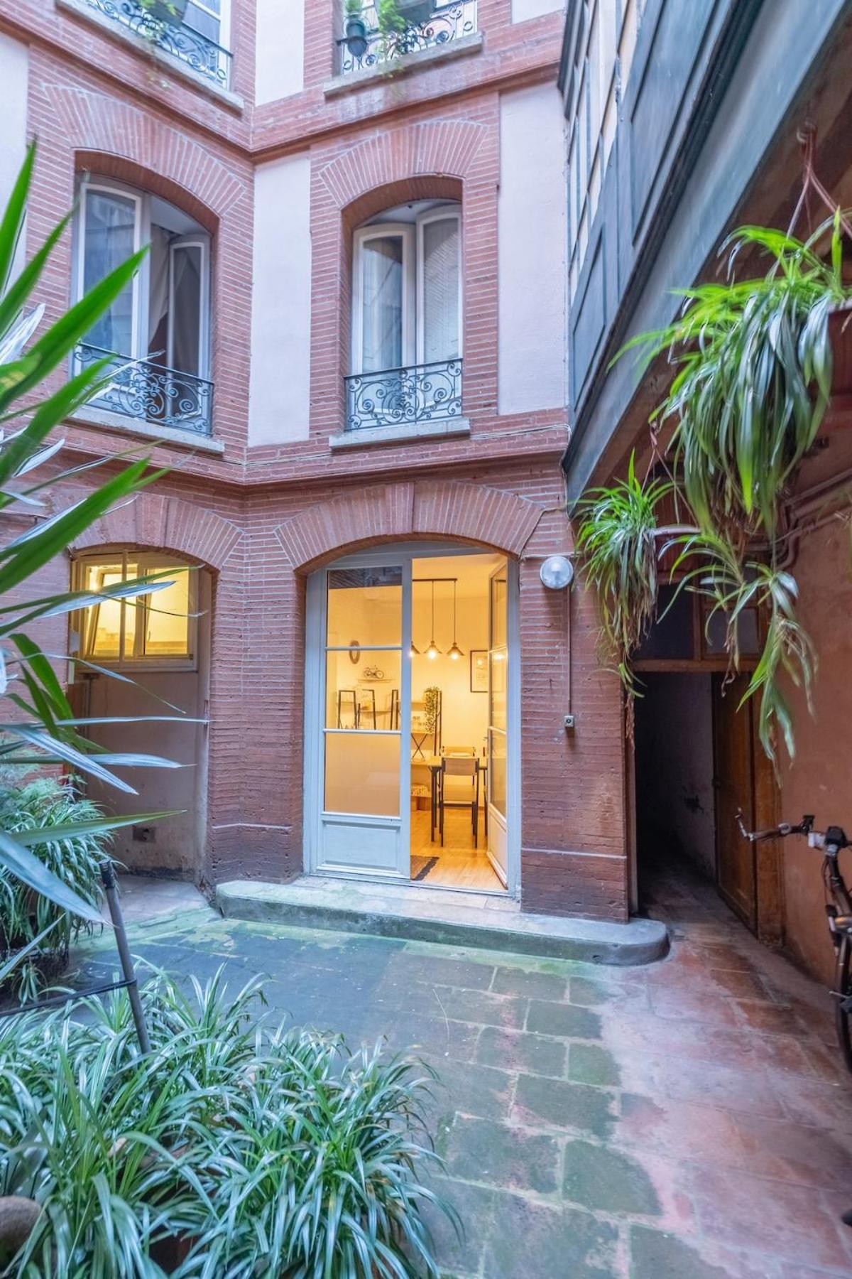 Charming City-Center Flat With Terrace Apartment Toulouse Exterior photo